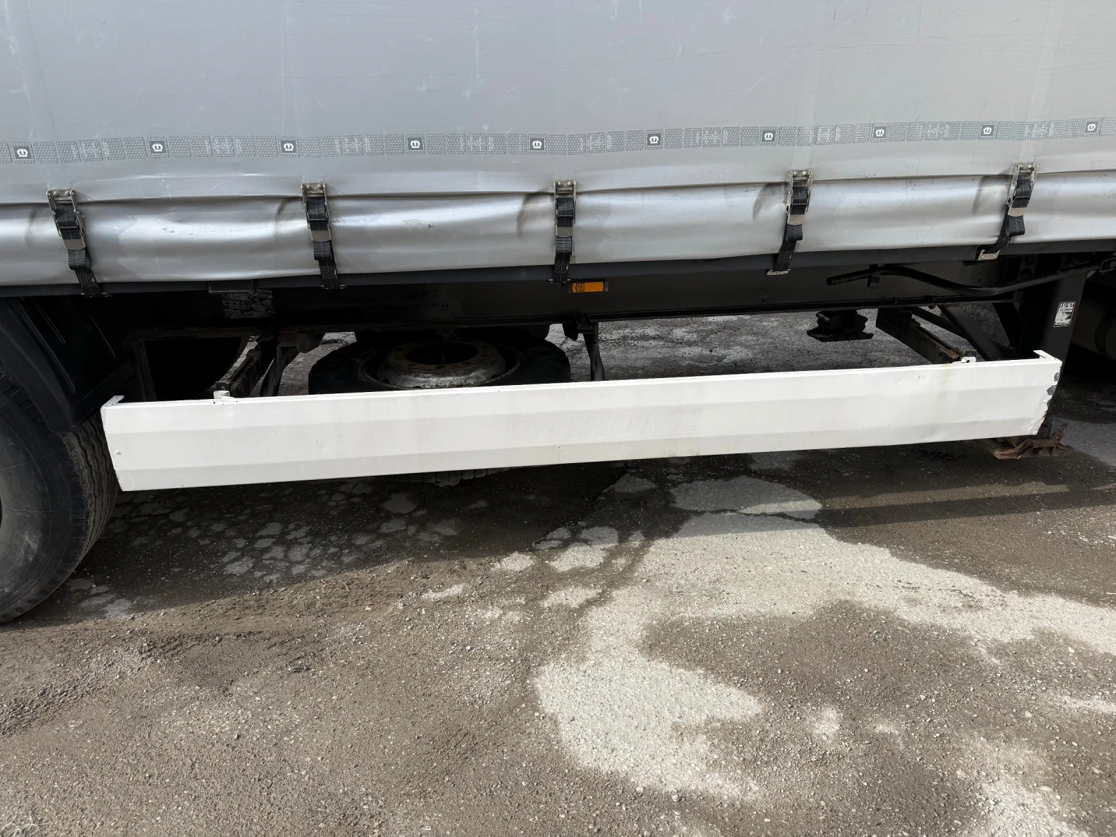 Полуремарке Krone Капаци-повдигащ таван, снимка 7 - Ремаркета - 53916804