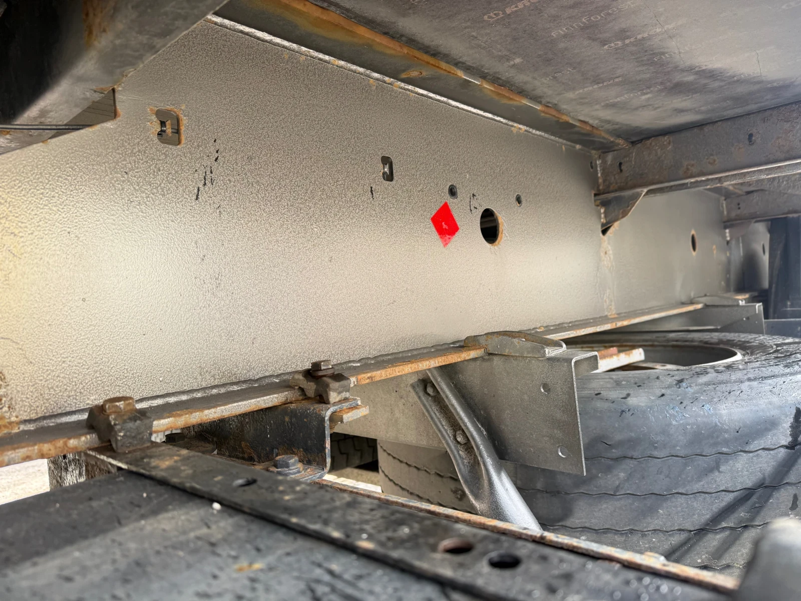 Полуремарке Krone Капаци-повдигащ таван, снимка 8 - Ремаркета - 53916804