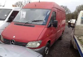 Кормилна система за Mercedes-Benz Sprinter 211, снимка 1