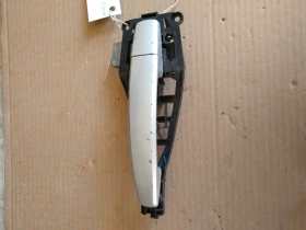 Дръжка предна лява Опел астра h 1.7cdti