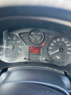Peugeot Partner 1.6D 127х.км Климатик, снимка 11