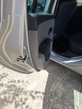 Renault Clio III, снимка 14
