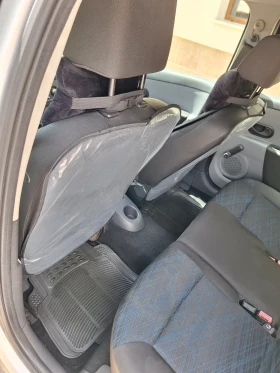 Renault Clio III, снимка 10