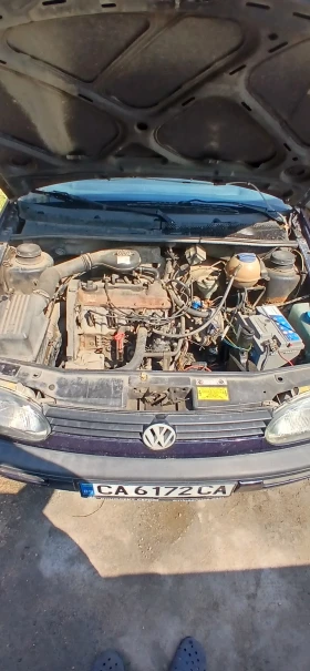 VW Golf 1.8 90кс, снимка 10