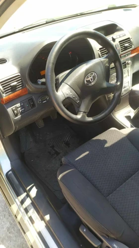 Toyota Avensis, снимка 4