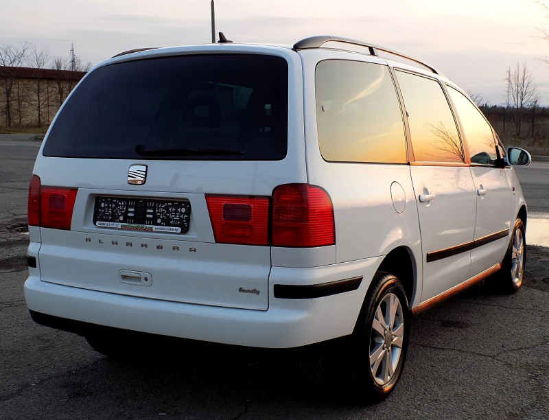 Seat Alhambra 1.9TDi/116к./6ск./2010г./РЕАЛНИ КМ, снимка 4 - Автомобили и джипове - 48491707