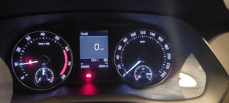 Skoda Octavia, снимка 2 - Автомобили и джипове - 51396601