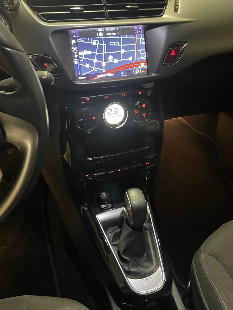 Fiat 500 Бензин Автоматик Камера Парктроници , снимка 15 - Автомобили и джипове - 52507835