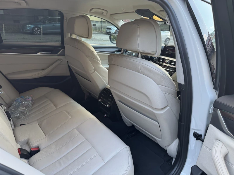 BMW 520 Luxury Line, снимка 17 - Автомобили и джипове - 52407791