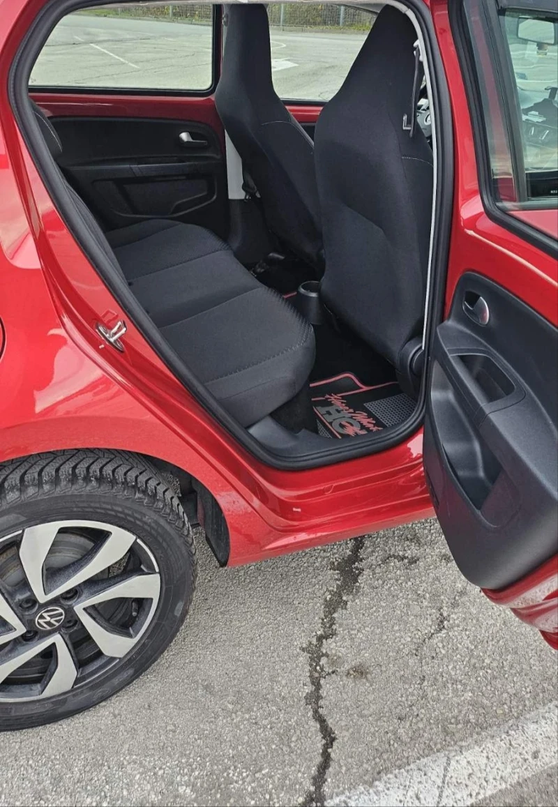VW Up ACTIVE, снимка 15 - Автомобили и джипове - 52422673