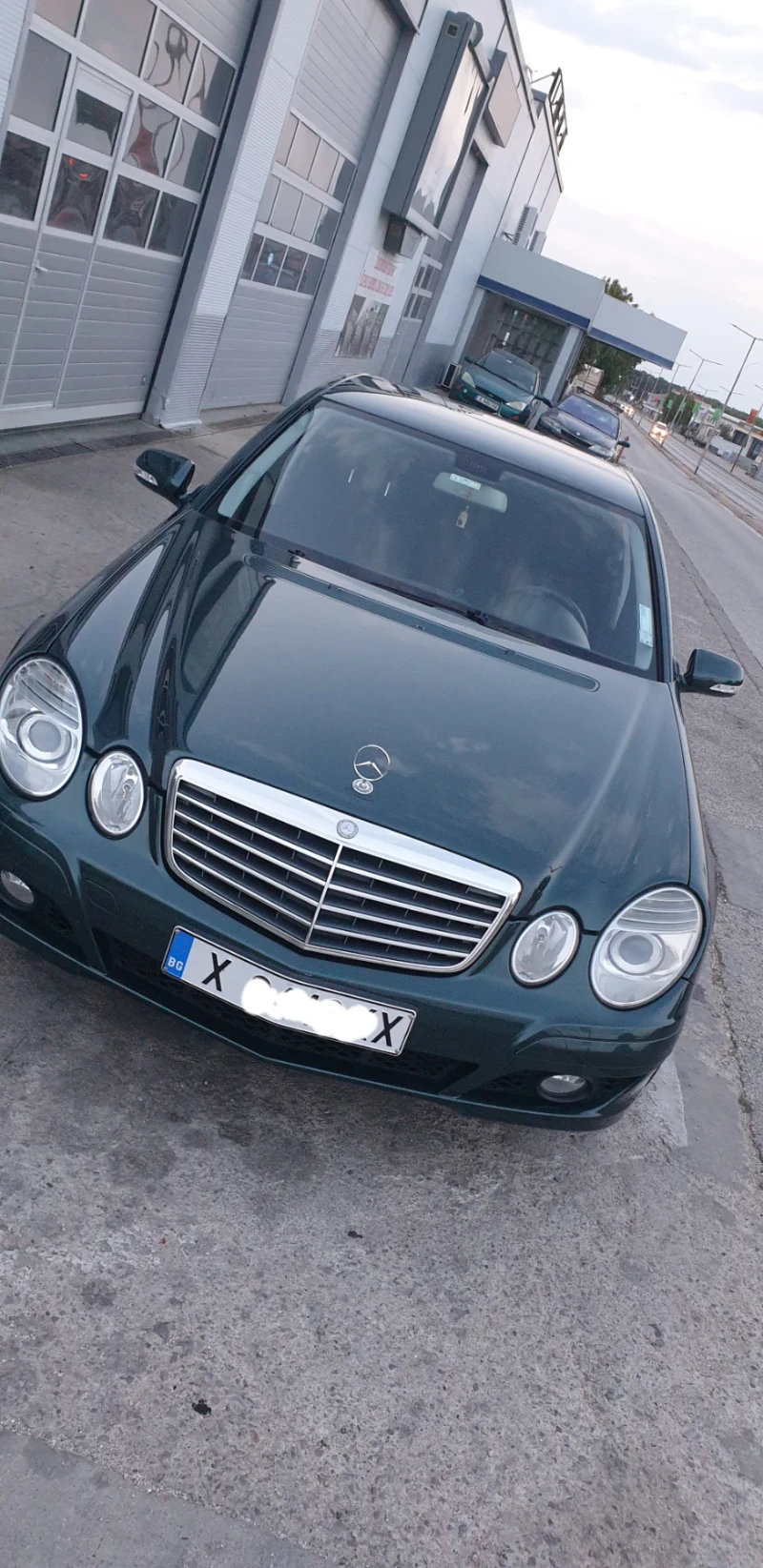 Mercedes-Benz E 200 Kompressor, снимка 2 - Автомобили и джипове - 52530529