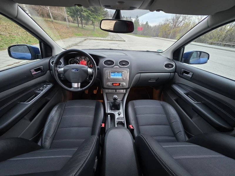 Ford Focus 1.8 Titanium, Xenon, Навигация, Кожа, снимка 8 - Автомобили и джипове - 52665010