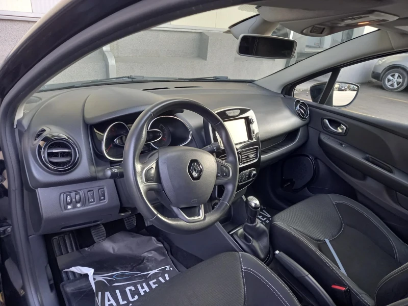 Renault Clio, снимка 6 - Автомобили и джипове - 53047216