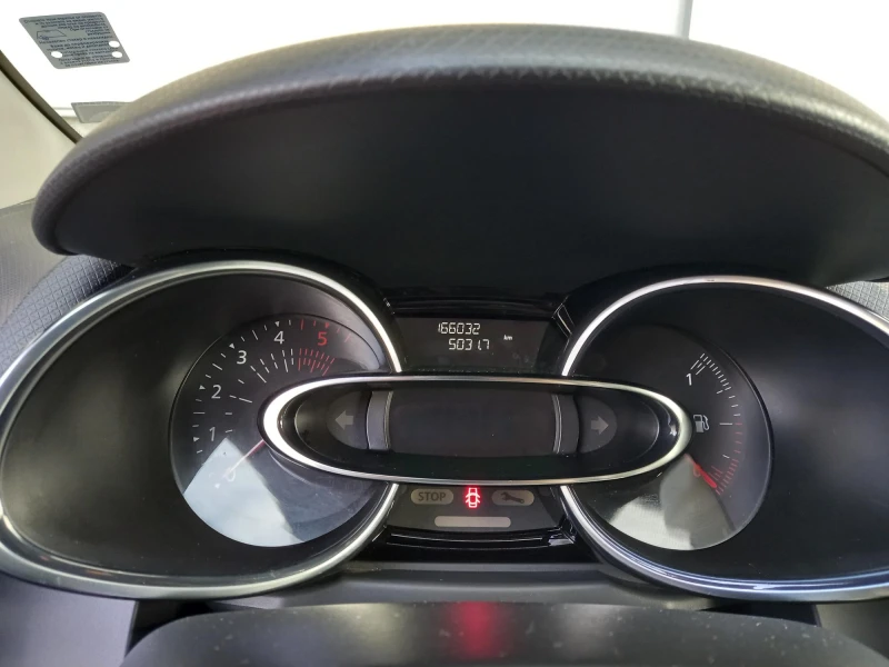 Renault Clio, снимка 12 - Автомобили и джипове - 53047216