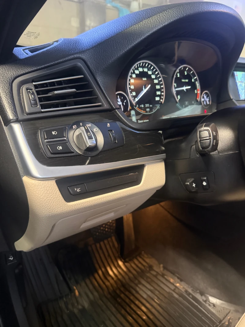 BMW 530, снимка 3 - Автомобили и джипове - 53257044