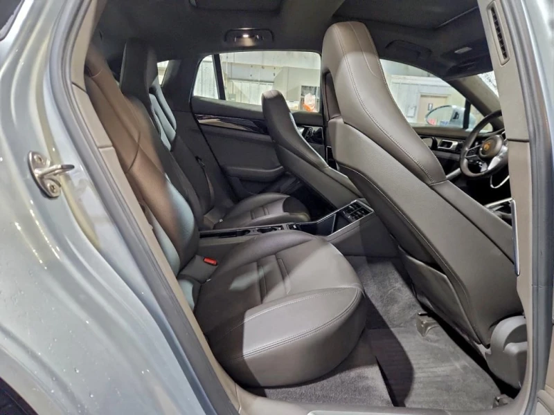 Porsche Panamera * BASE * CARFAX * БЕЗ ПЪРВОНАЧАЛНА ВНОСКА, снимка 10 - Автомобили и джипове - 53285279