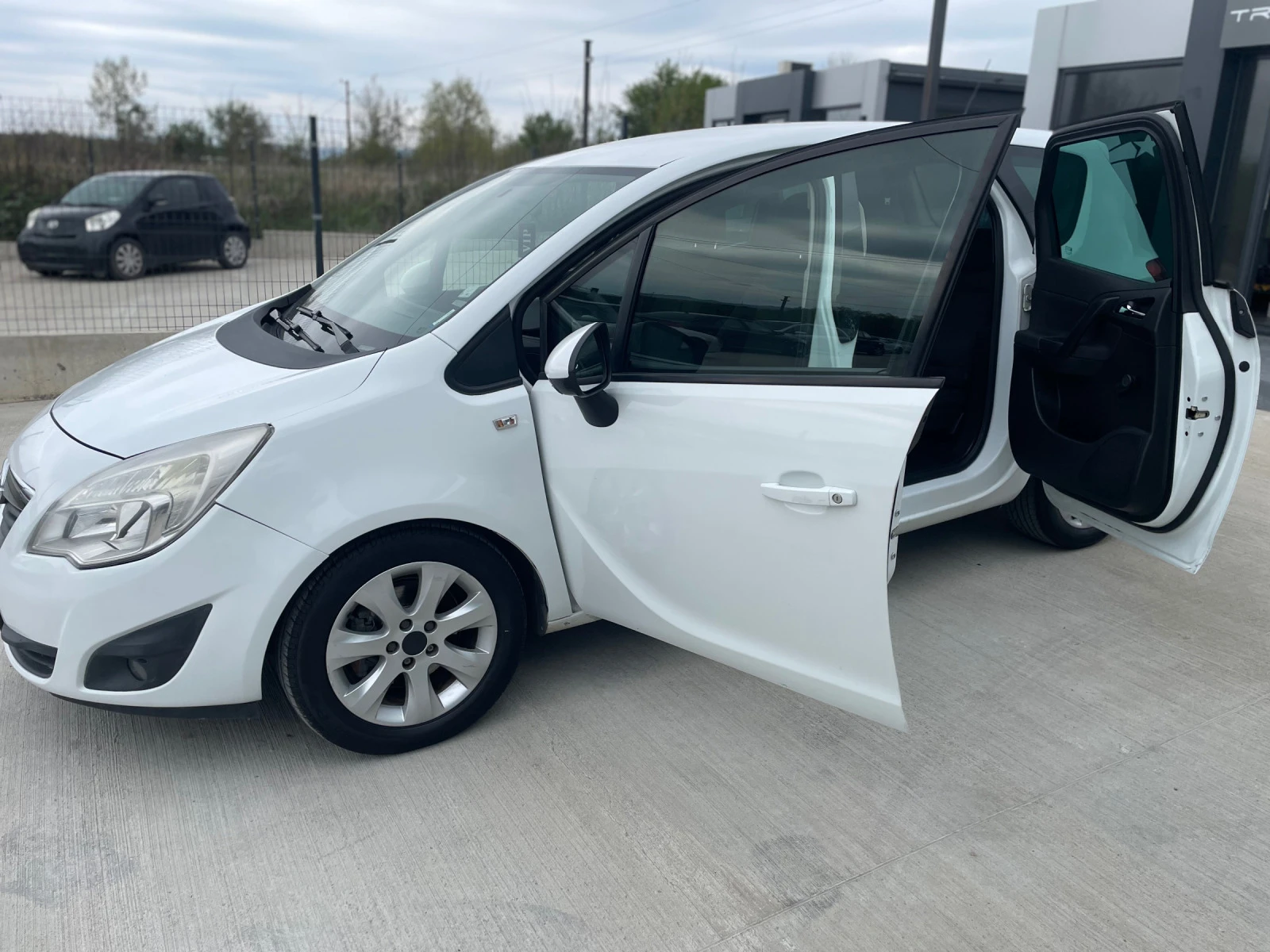 Opel Meriva Фабрична Газ - Бензин - изображение 7