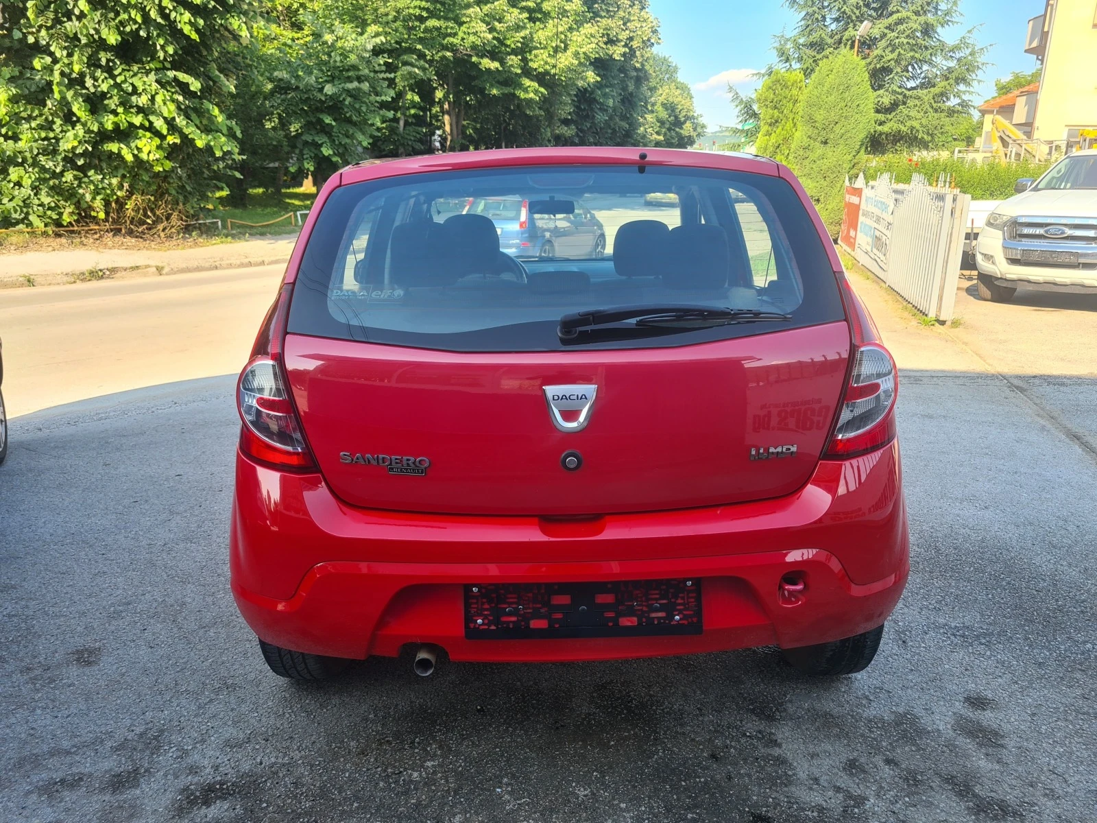 Dacia Sandero 1.4I 75kc GAS - изображение 4