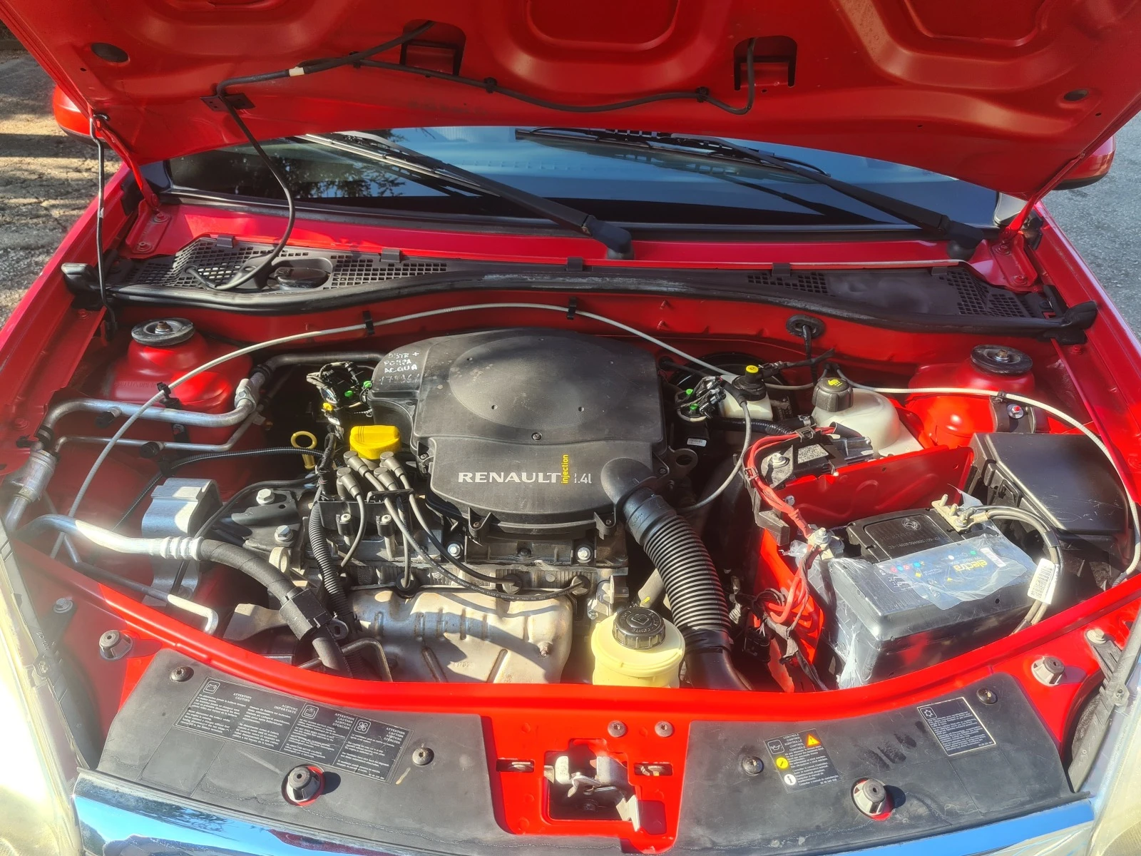 Dacia Sandero 1.4I 75kc GAS | Mobile.bg   14