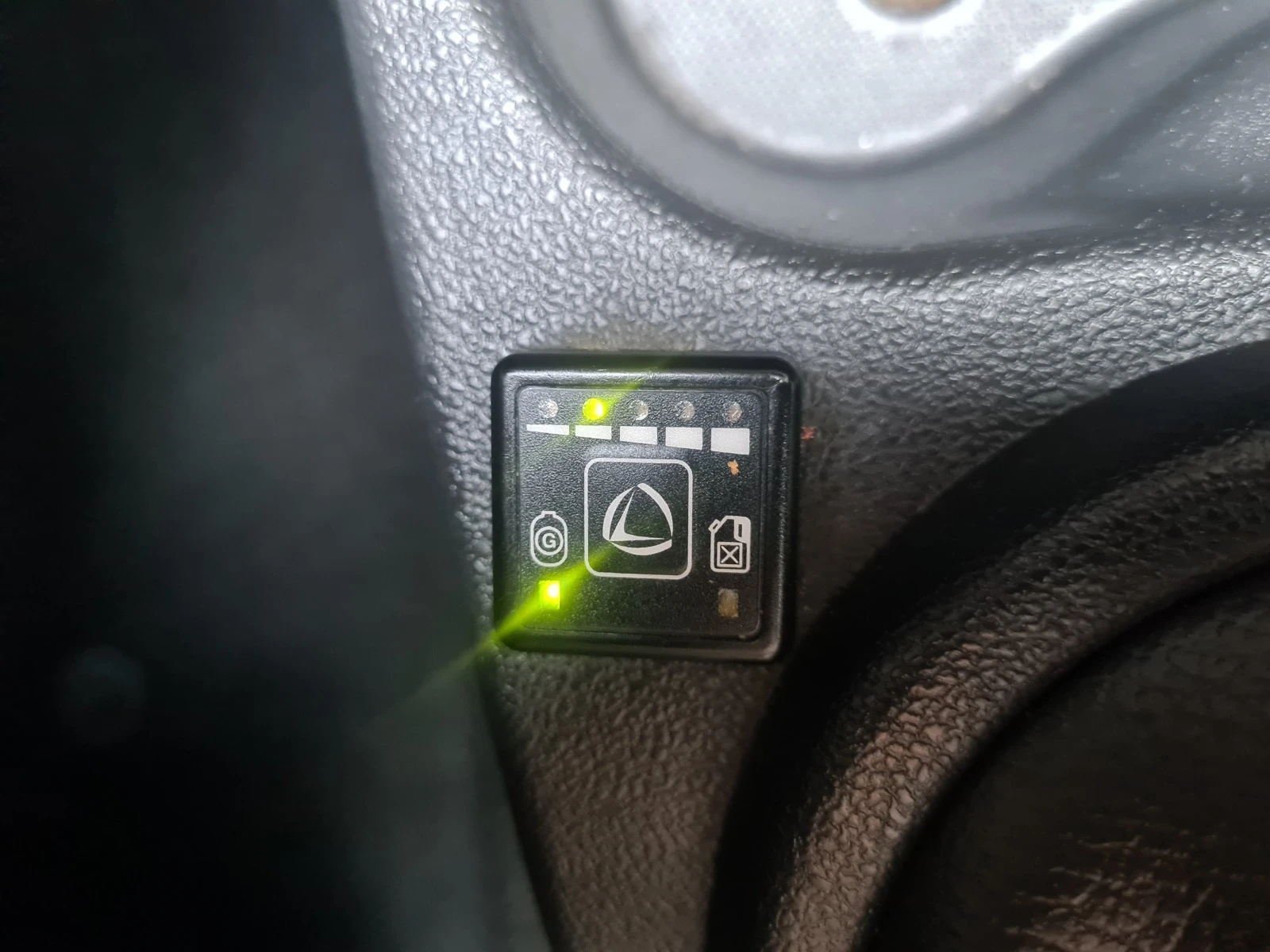 Dacia Sandero 1.4I 75kc GAS | Mobile.bg   11