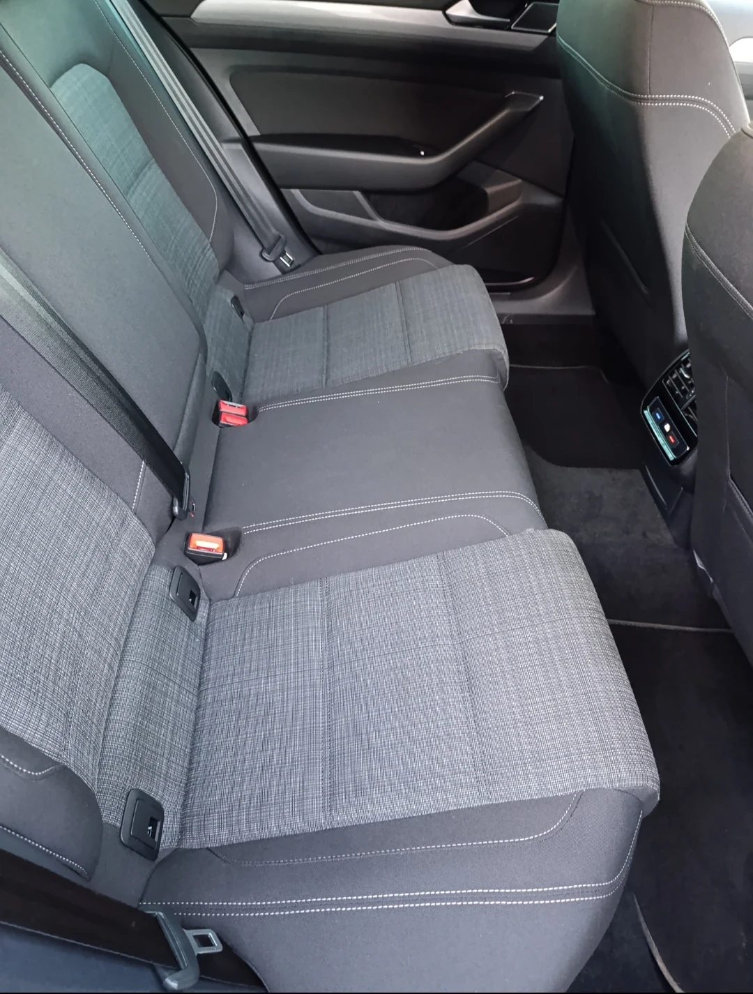VW Passat  - изображение 5