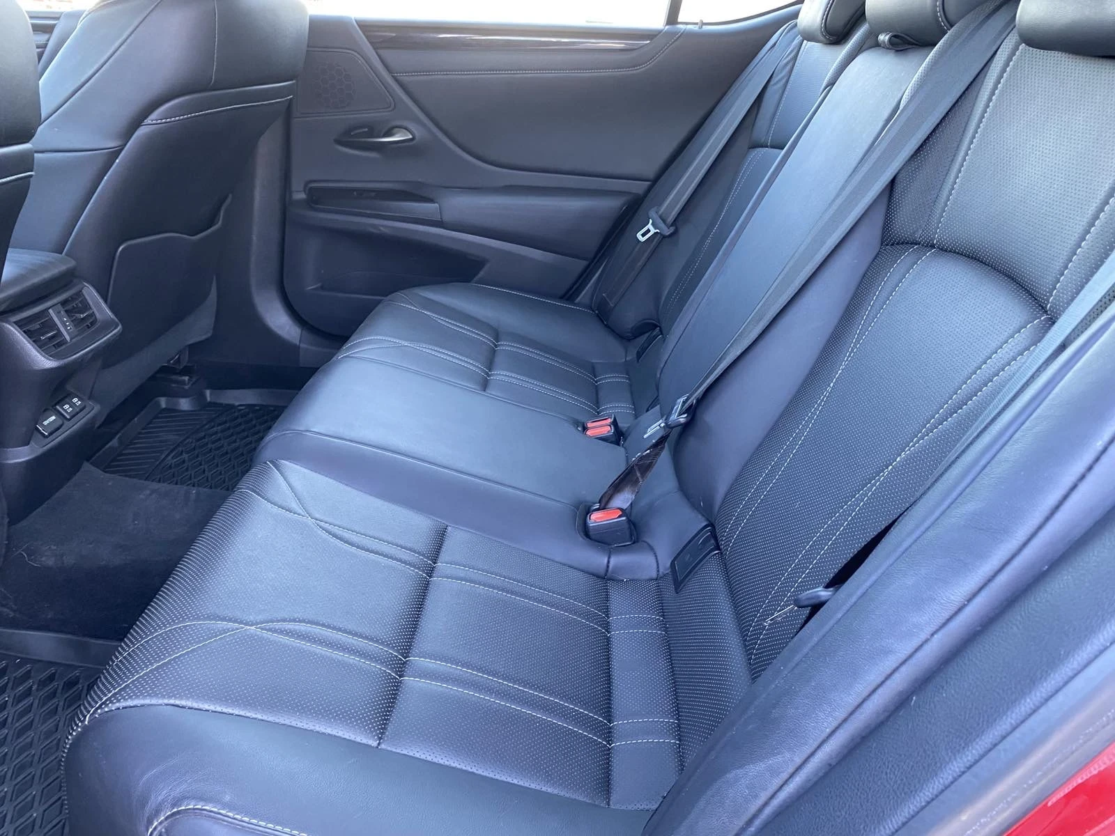 Lexus ES 350  - изображение 10