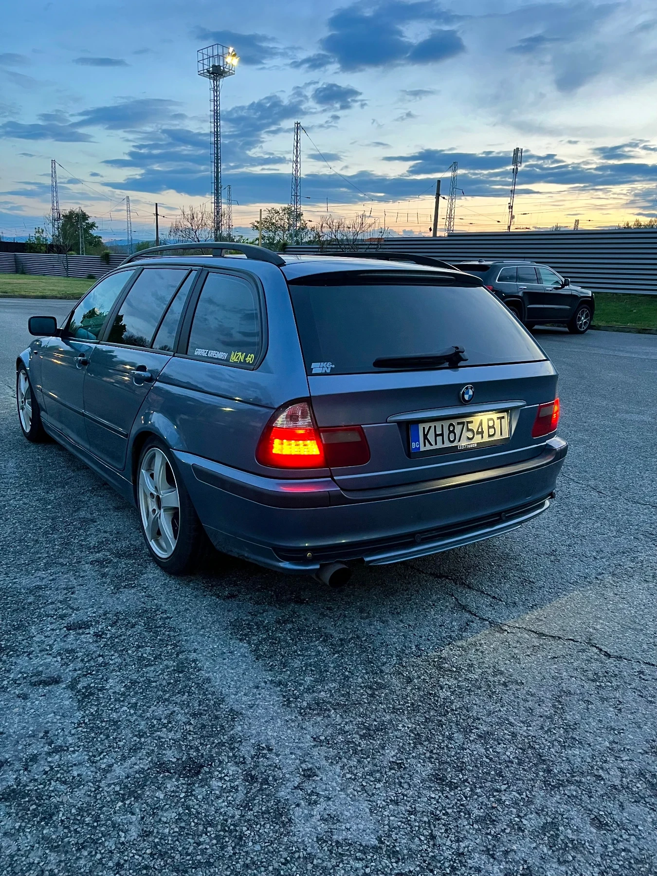BMW 320  - изображение 5