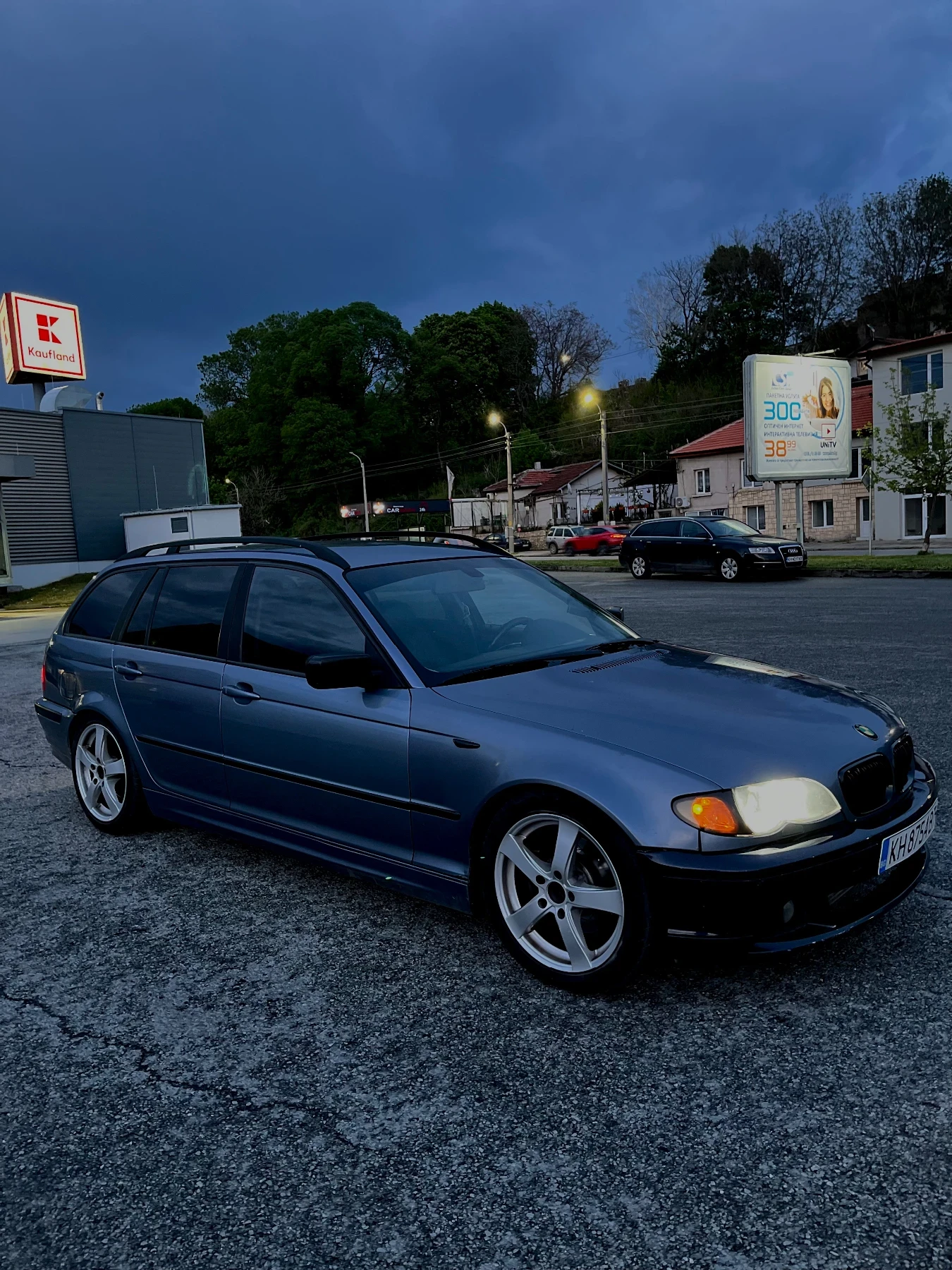 BMW 320  - изображение 2