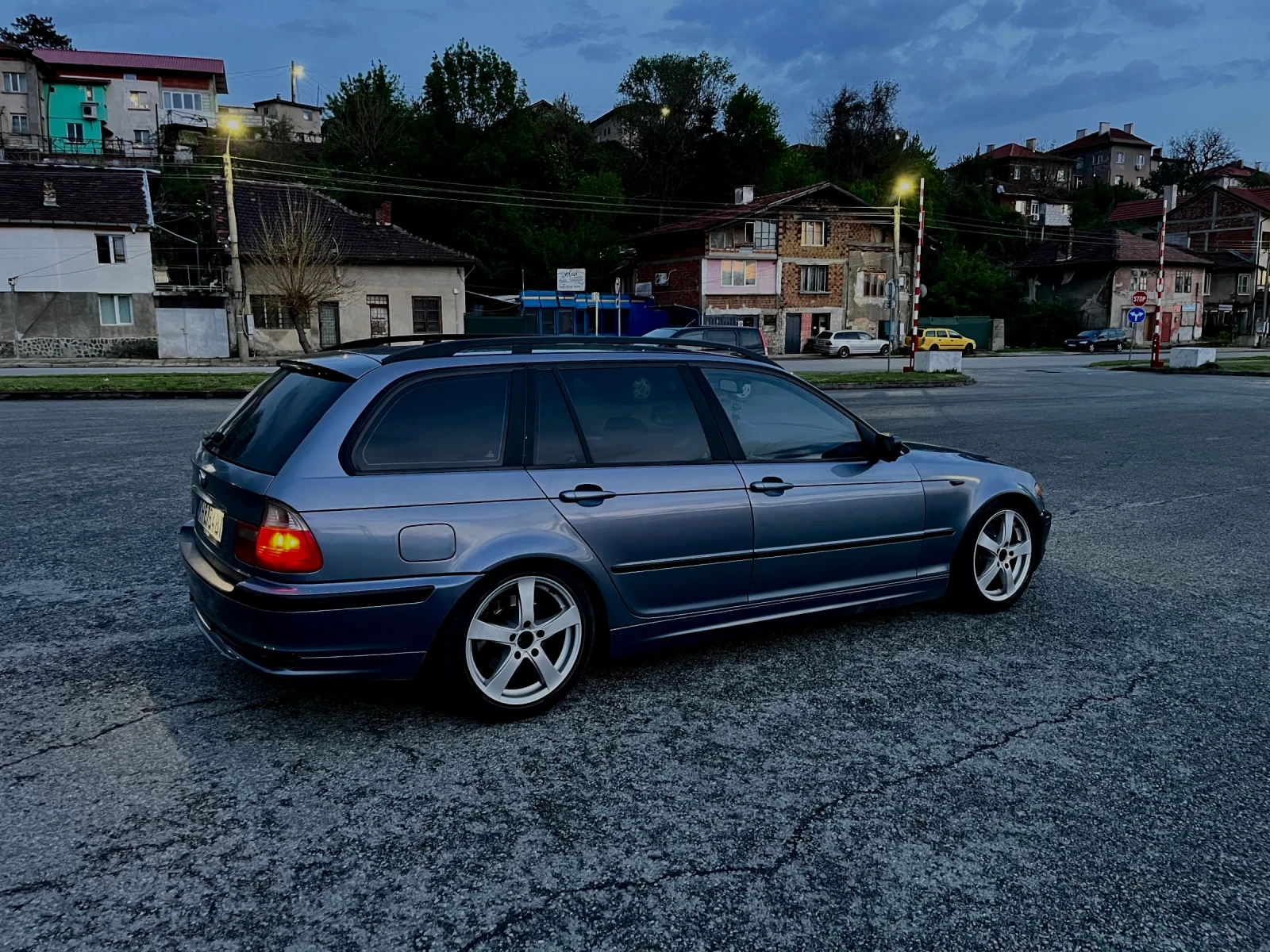 BMW 320  - изображение 3