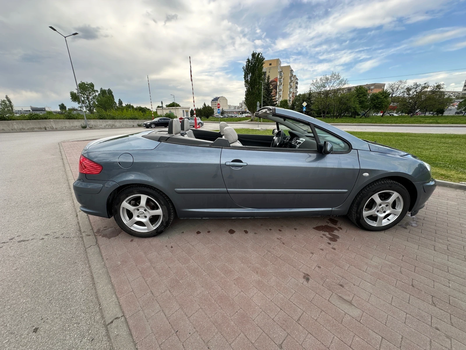 Peugeot 307 CC Automatic - изображение 3