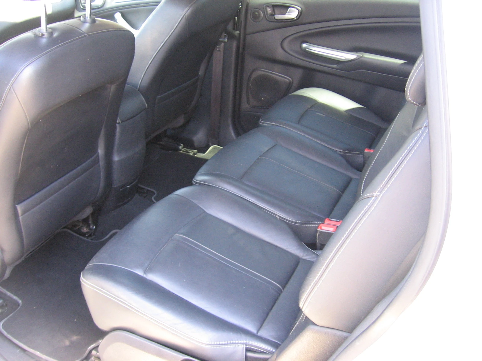 Ford S-Max TITANIUM - изображение 7
