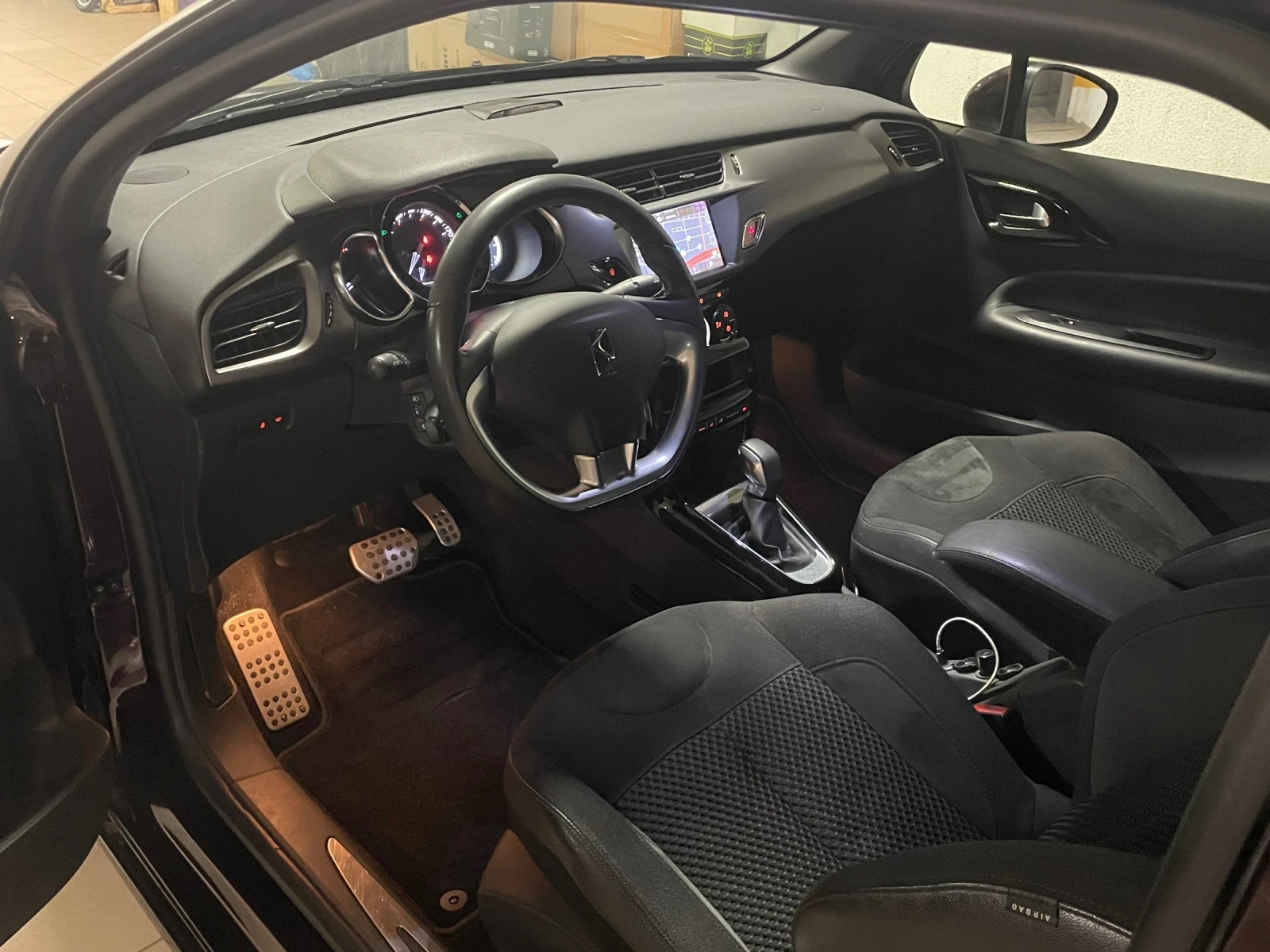 Citroen DS3 Автоматик 6 скорости  Камера - изображение 7