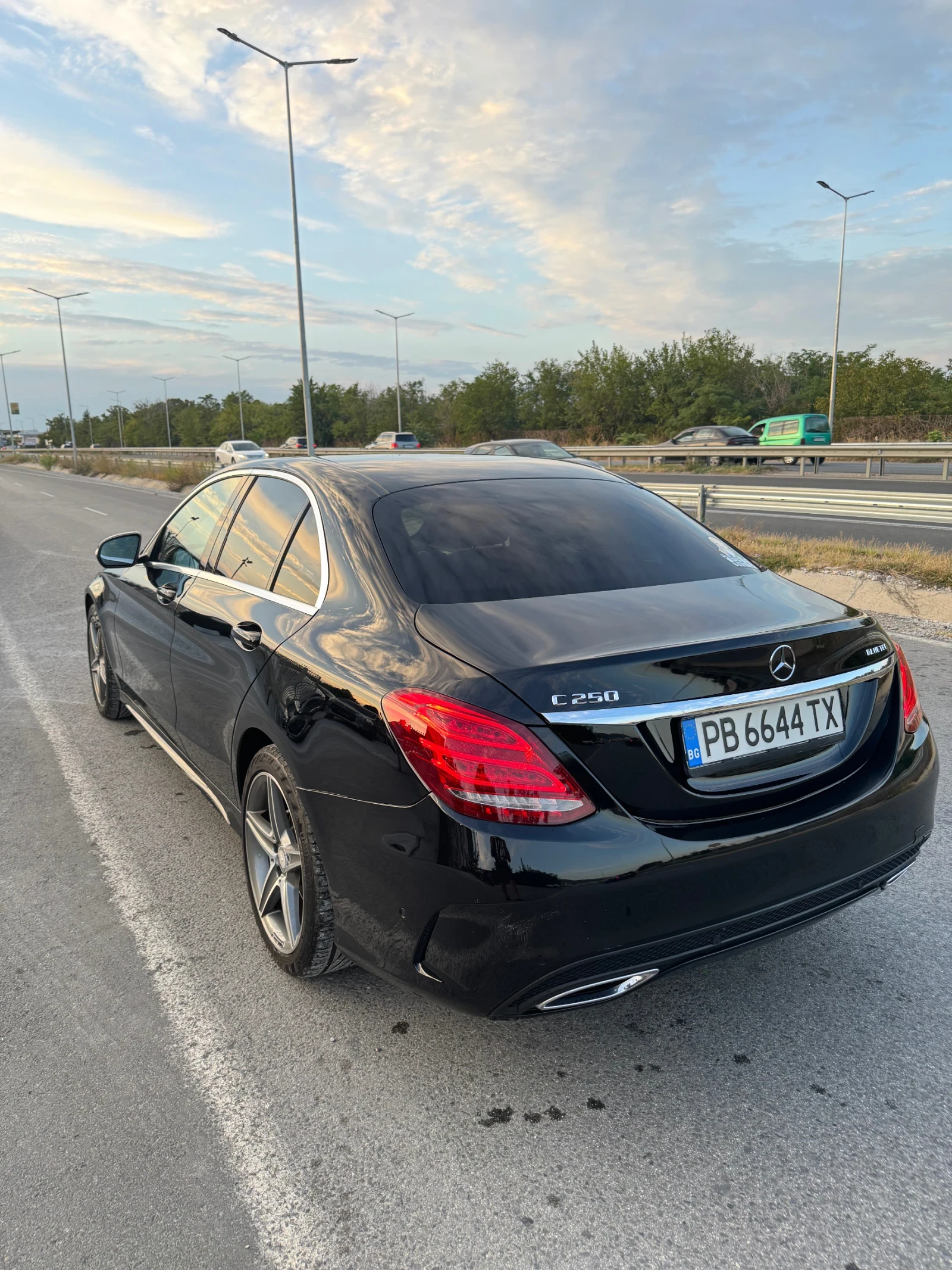 Mercedes-Benz C 250 4matic - изображение 6