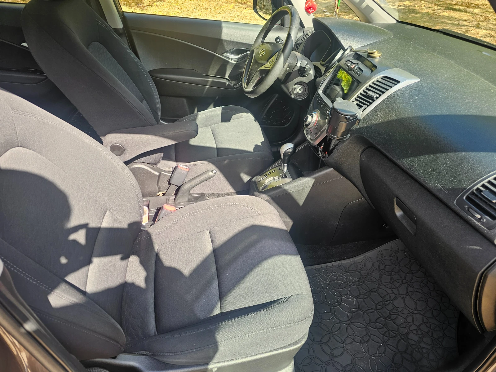 Hyundai Ix20 | Mobile.bg   12