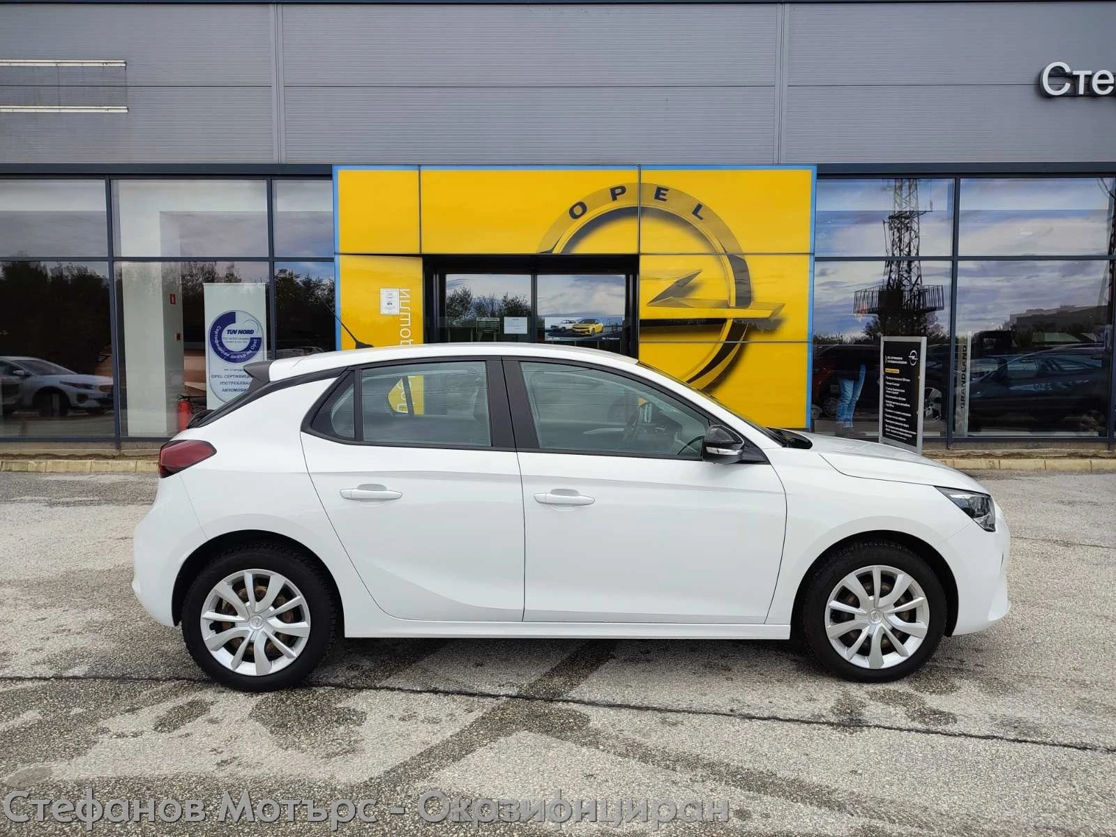 Opel Corsa Edition Limousine 1.2 (75hp) MT5 - изображение 5