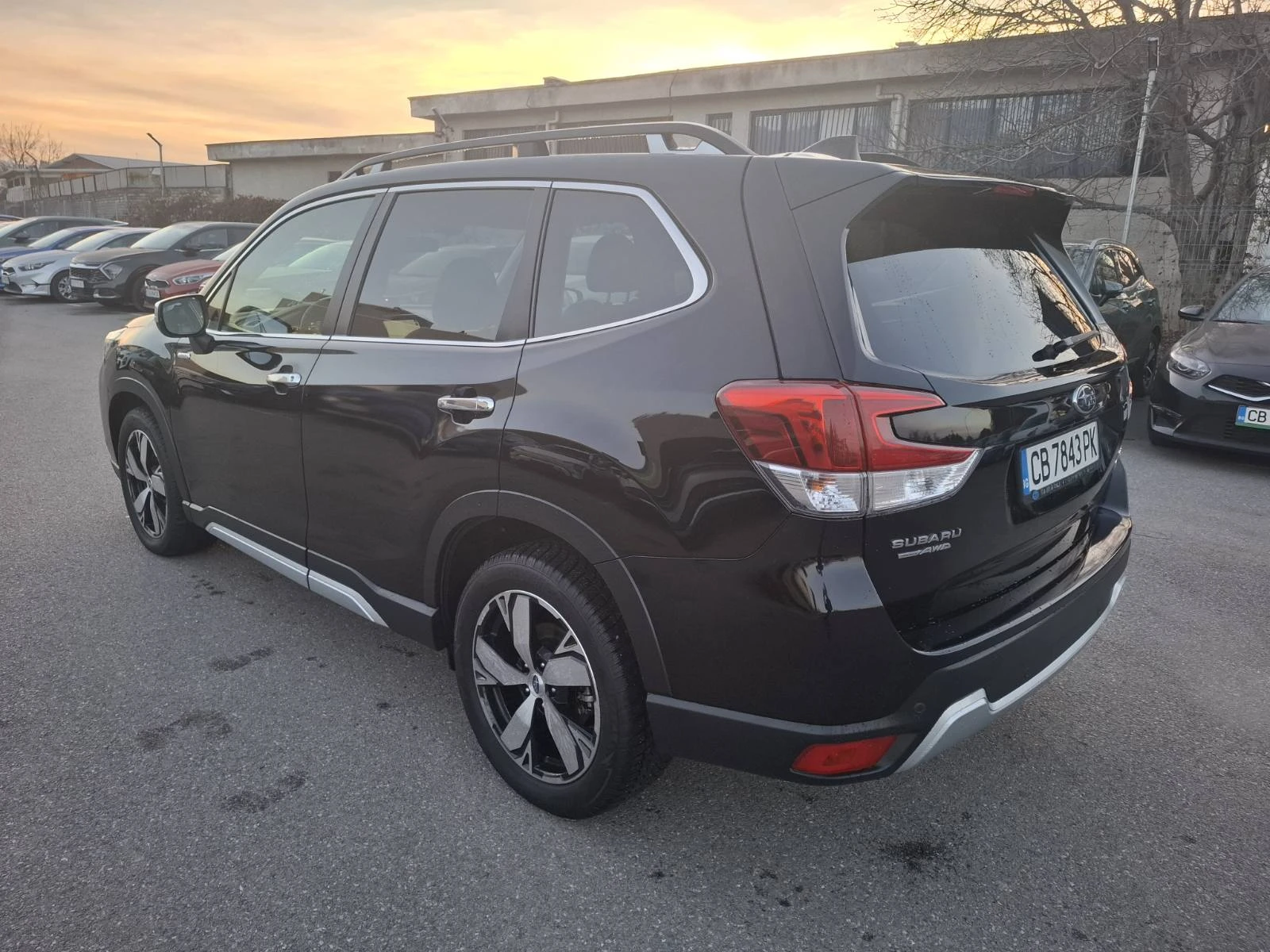Subaru Forester 2.0 i MHEV Premium CVT Lineatronic - изображение 6