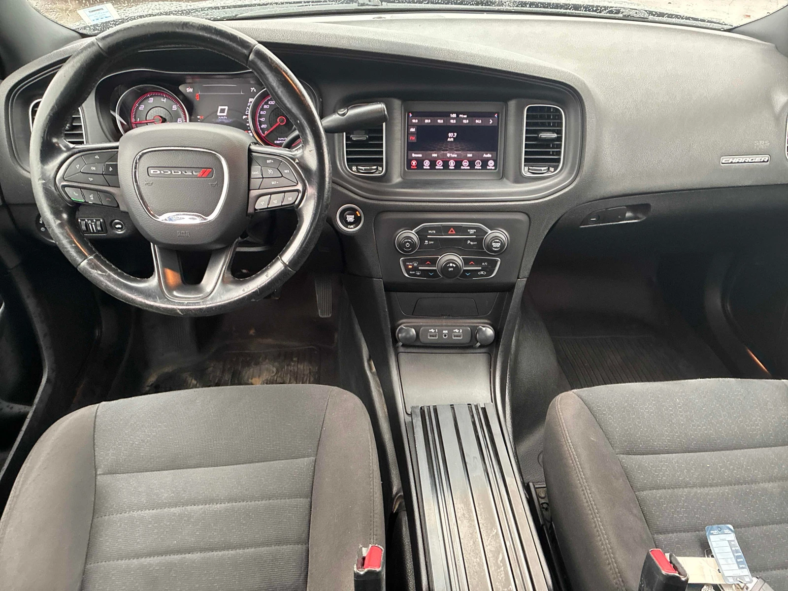 Dodge Charger ПОЛИЦЕЙСКИ * ПОДСИЛЕН * 5.7 HEMI * AWD * , снимка 8 - Автомобили и джипове - 54101214