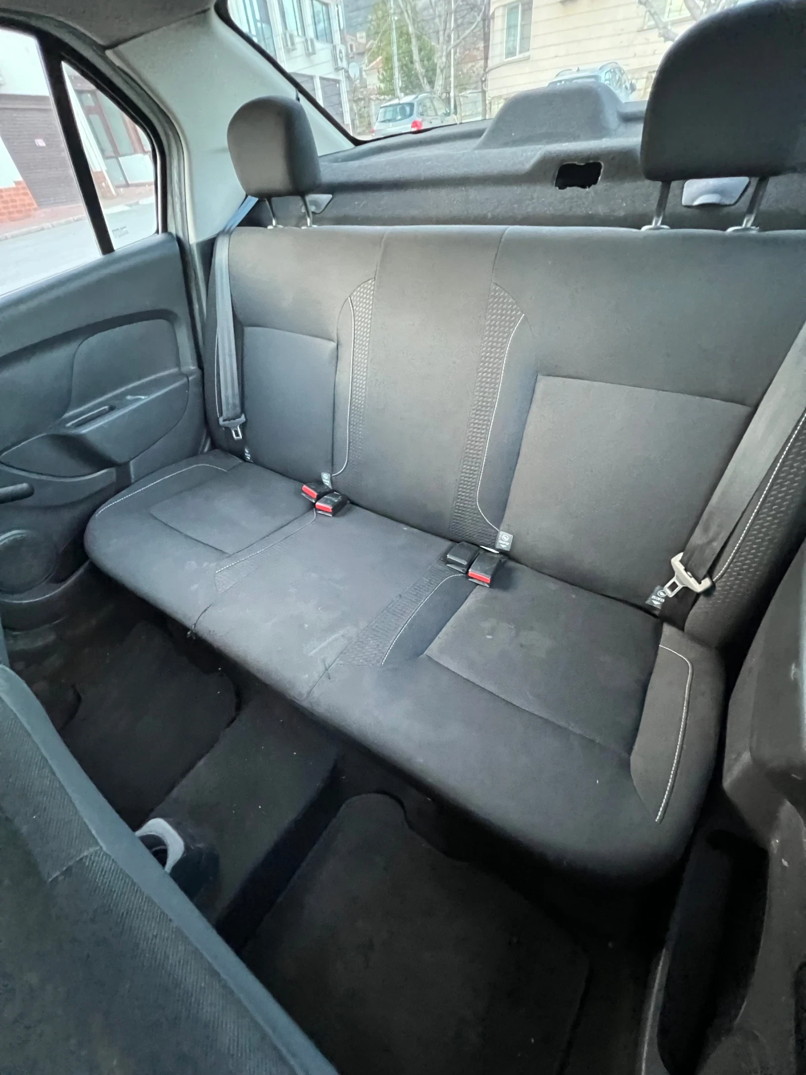 Dacia Logan * 1.0SCe* 73hp* Климатик* Газ* , снимка 11 - Автомобили и джипове - 54114683