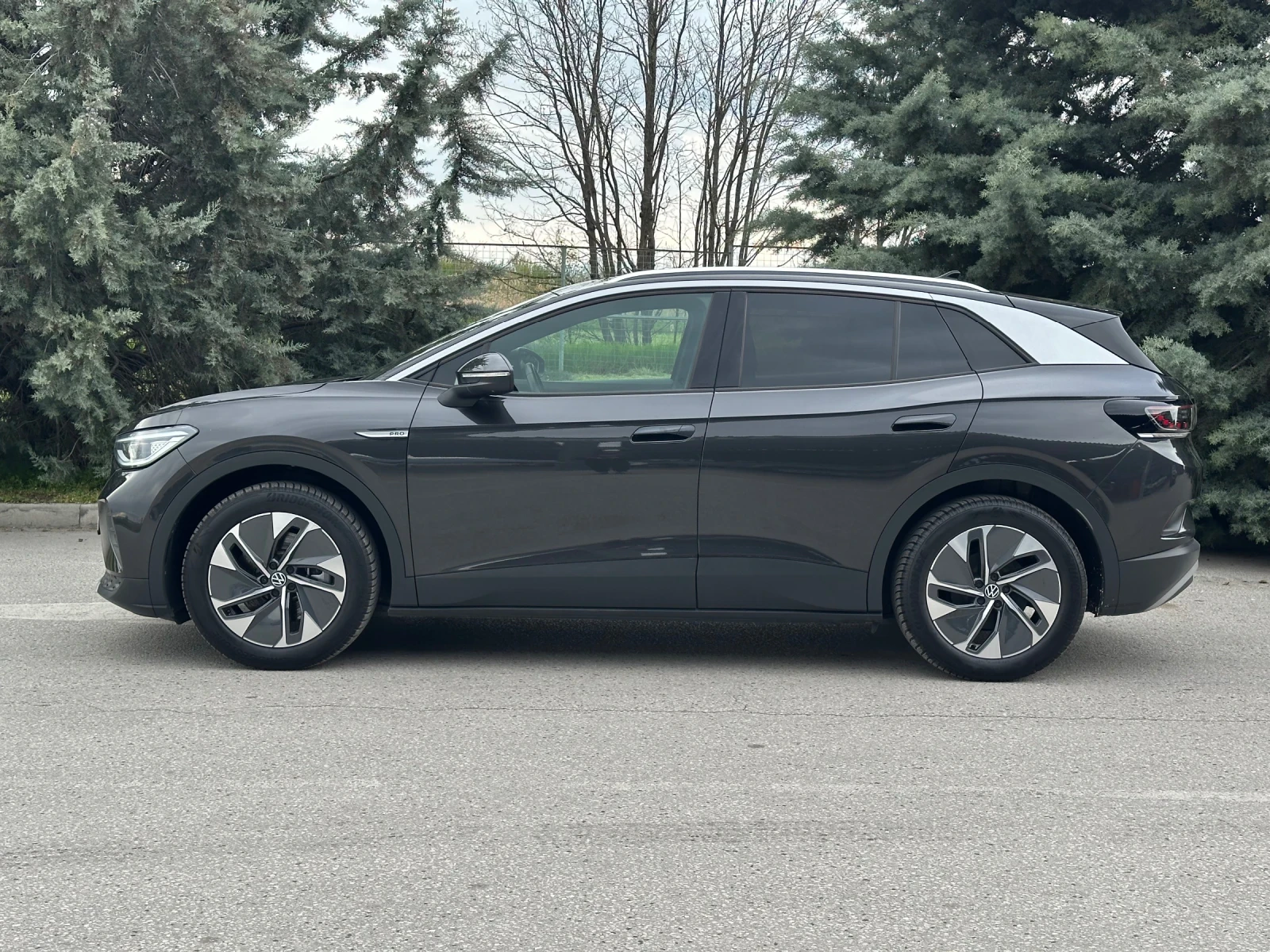 VW ID.4 PRO/204кс/54хил.км/Matrix/Keyless/360Cam/Масаж, снимка 7 - Автомобили и джипове - 54150674