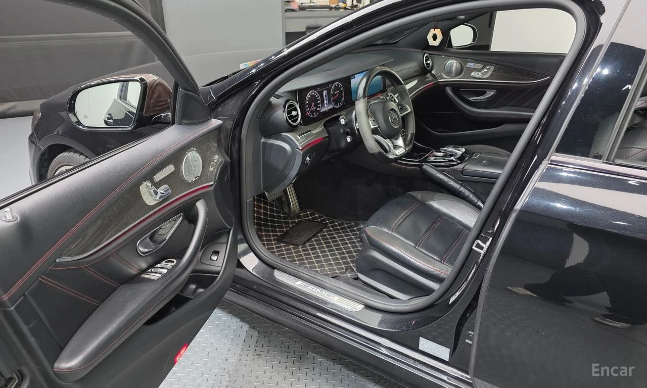 Mercedes-Benz E 43 AMG 4MATIC* BURMESTER* ХЕДЪП* ОБДУХВАНЕ* ДИСТРОНИК* CA, снимка 6 - Автомобили и джипове - 54417632