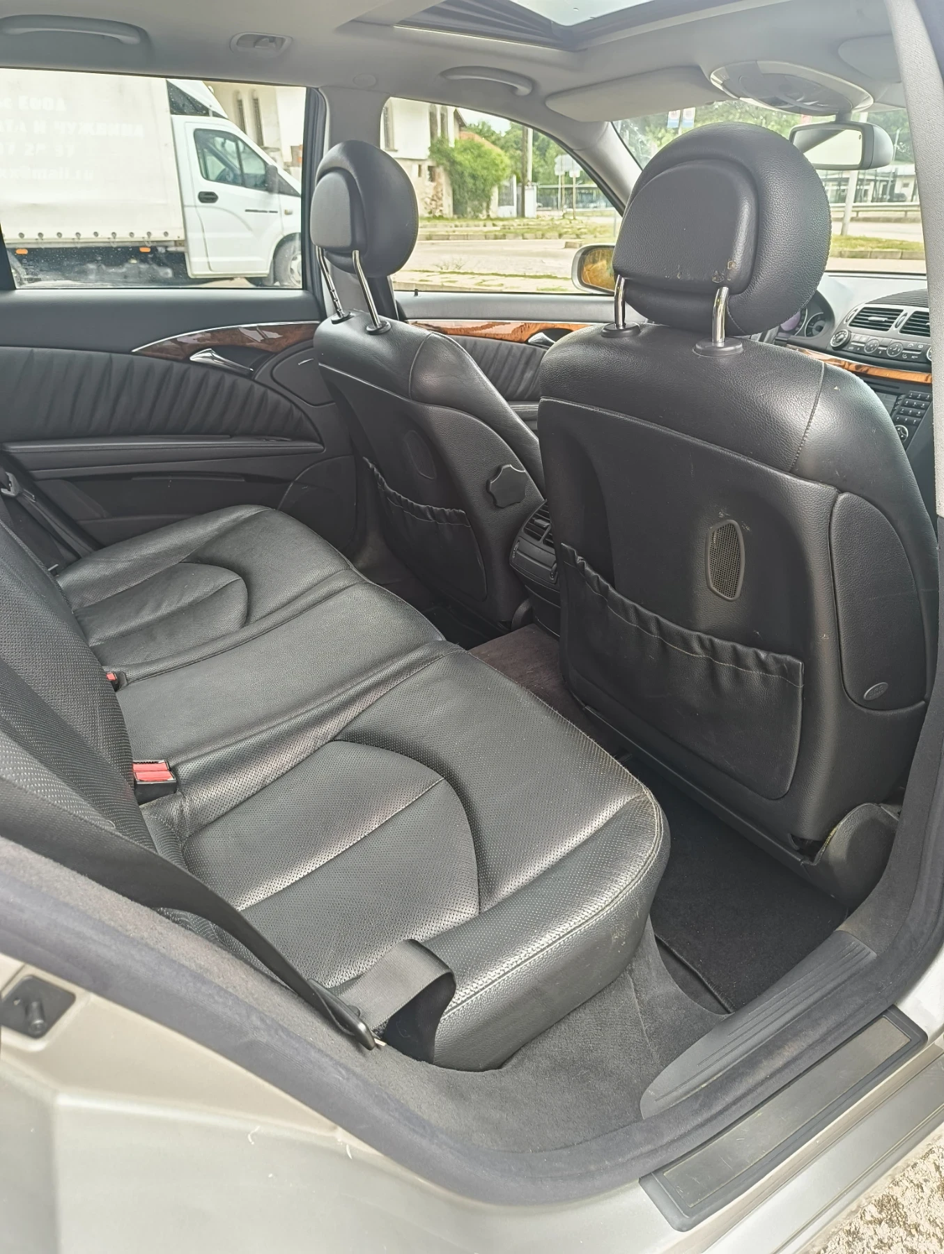 Mercedes-Benz E 320 CDI, снимка 5 - Автомобили и джипове - 54639915