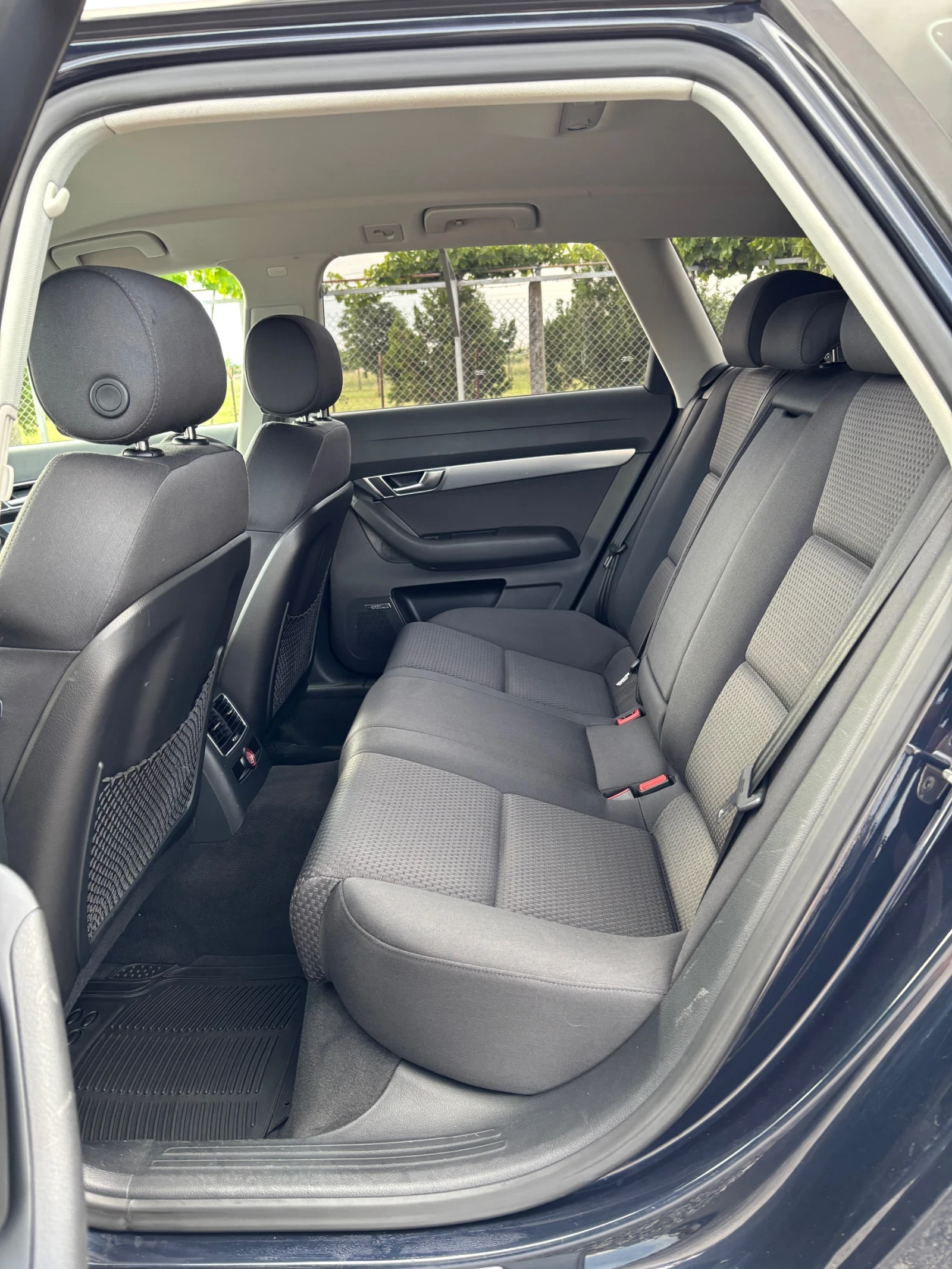 Audi A6 Facelift keyless , снимка 10 - Автомобили и джипове - 54799189