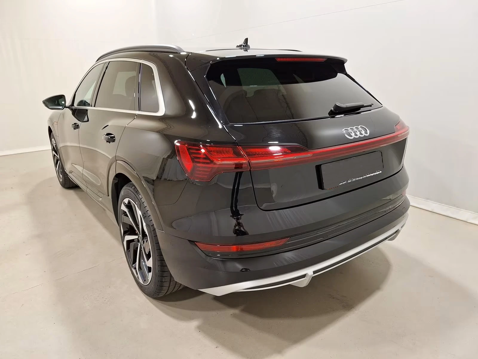 Audi E-Tron * E-TRON 50* S-LINE* 360* B&O* , снимка 7 - Автомобили и джипове - 54916863