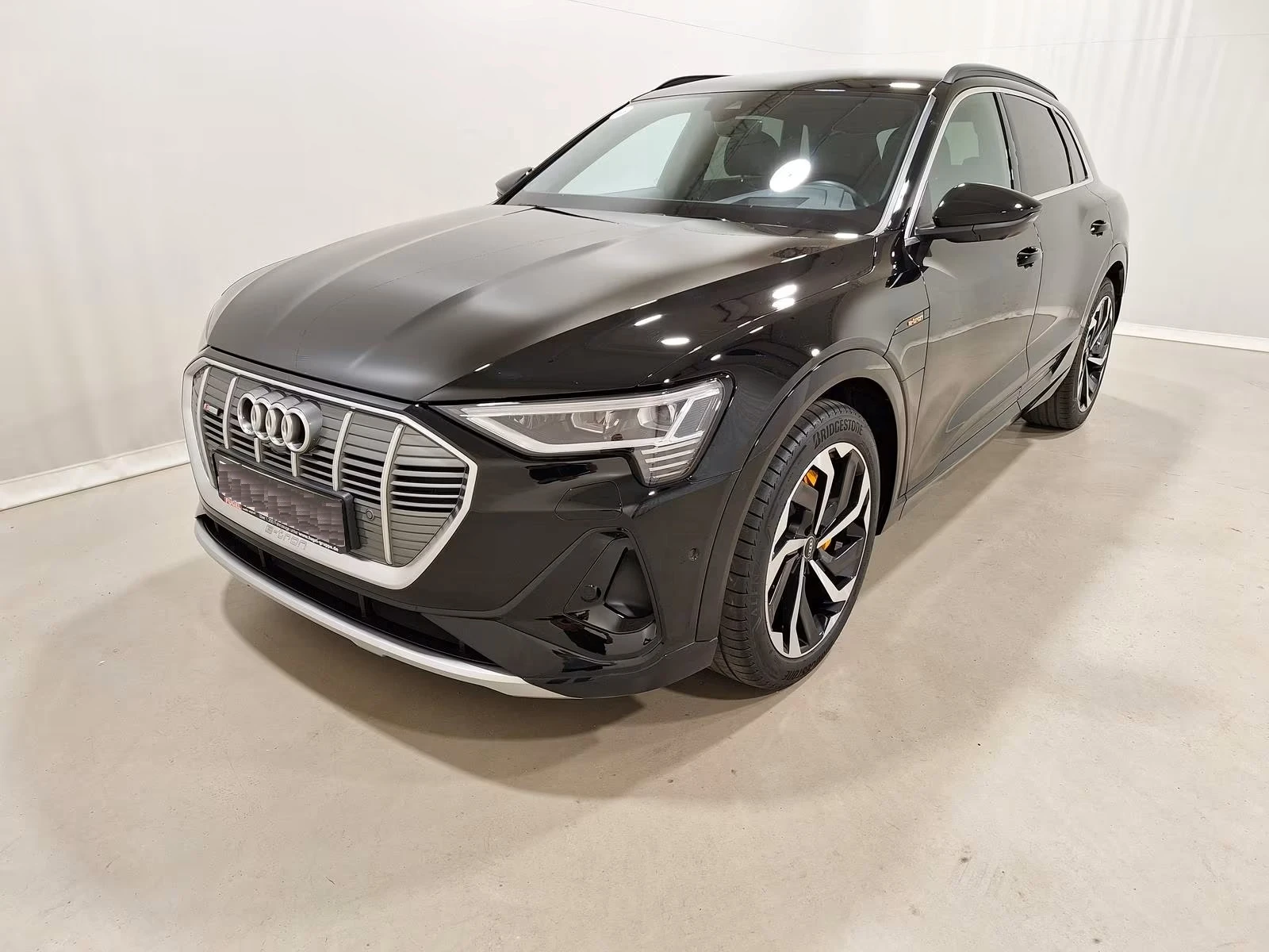 Audi E-Tron * E-TRON 50* S-LINE* 360* B&O* , снимка 4 - Автомобили и джипове - 54916863
