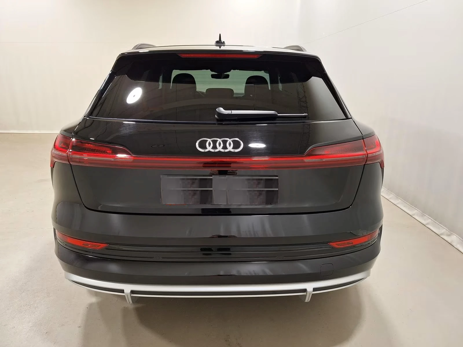 Audi E-Tron * E-TRON 50* S-LINE* 360* B&O* , снимка 8 - Автомобили и джипове - 54916863