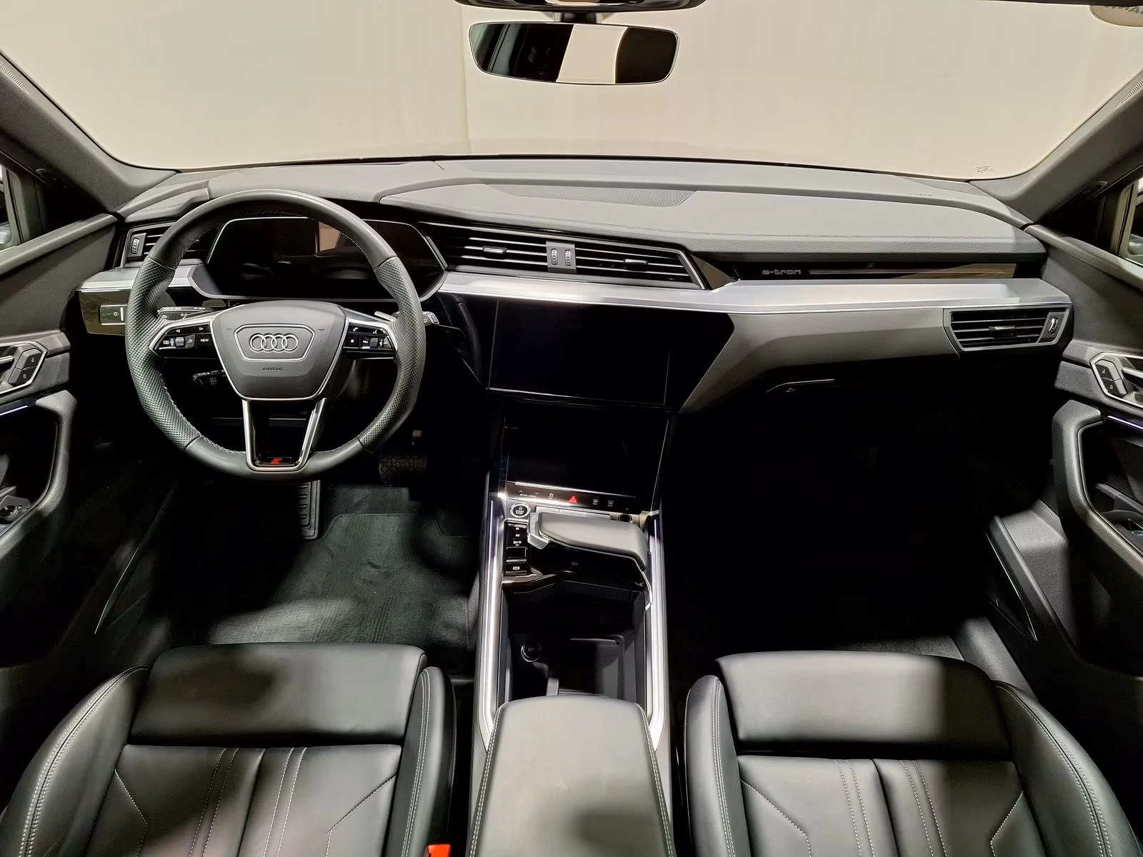 Audi E-Tron * E-TRON 50* S-LINE* 360* B&O* , снимка 11 - Автомобили и джипове - 54916863
