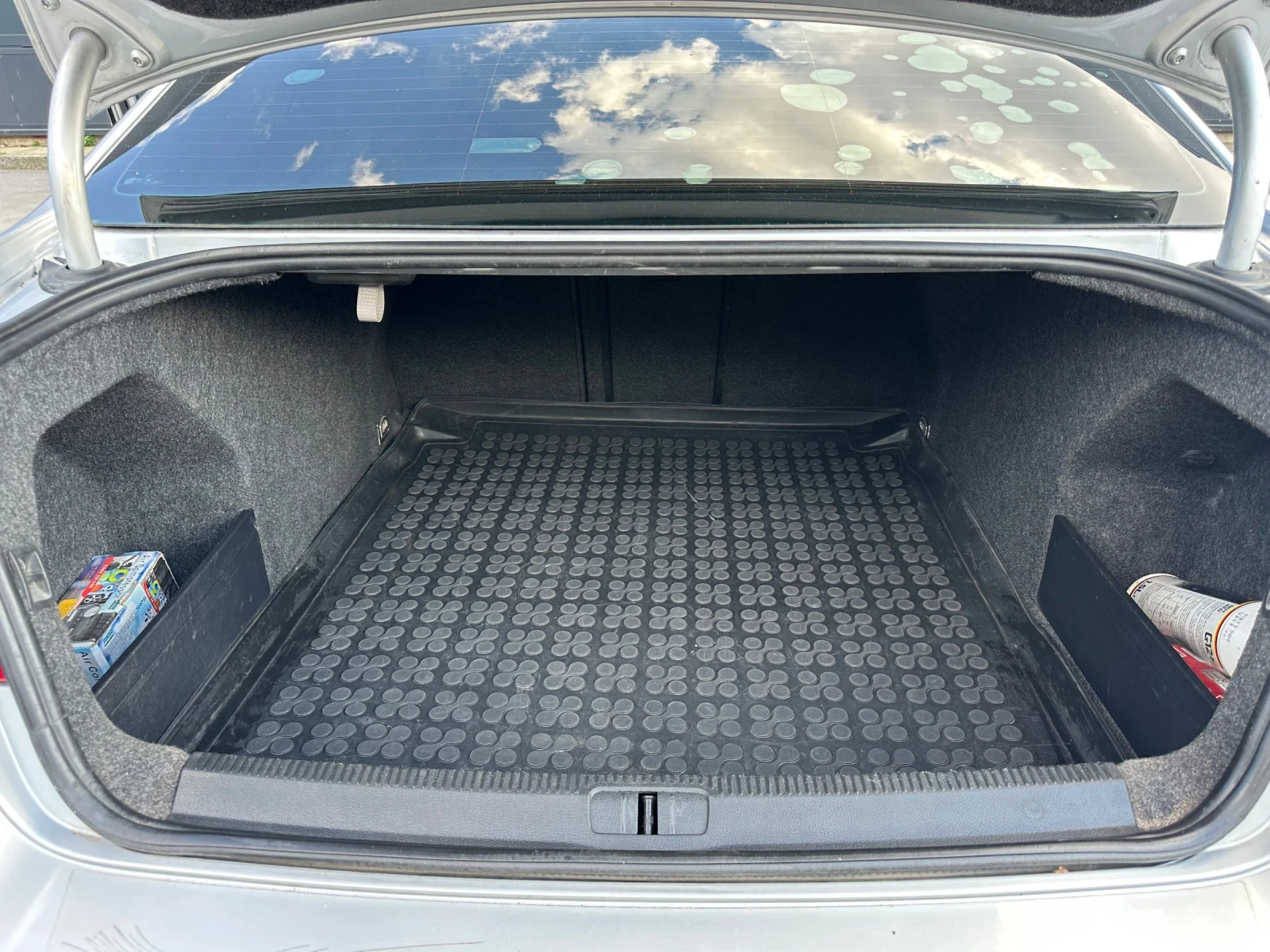 VW Passat 2.0TDI, снимка 11 - Автомобили и джипове - 55037734