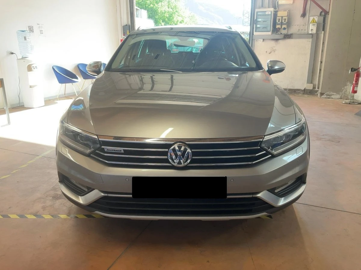 VW Alltrack 2.0TDI 190кс.* 4x4* Digital* Дистроник* LED, снимка 2 - Автомобили и джипове - 55058491