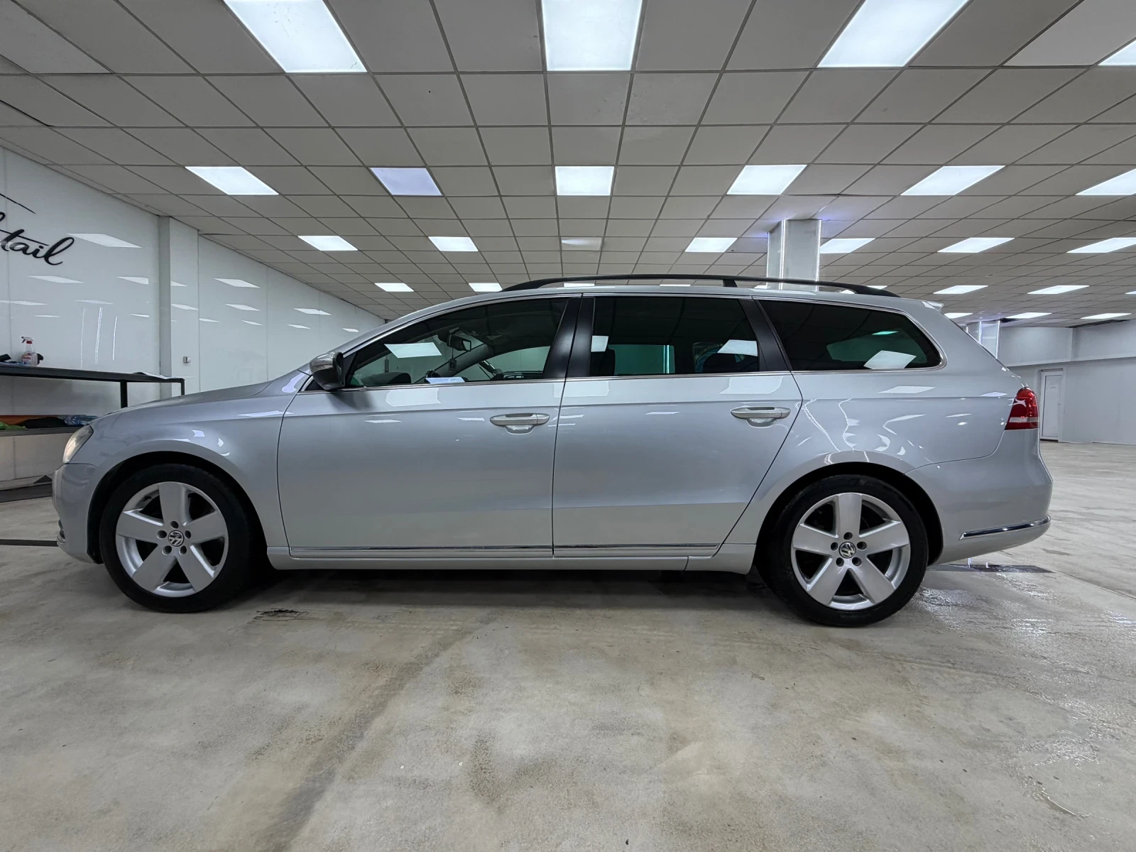 VW Passat, снимка 11 - Автомобили и джипове - 55379758