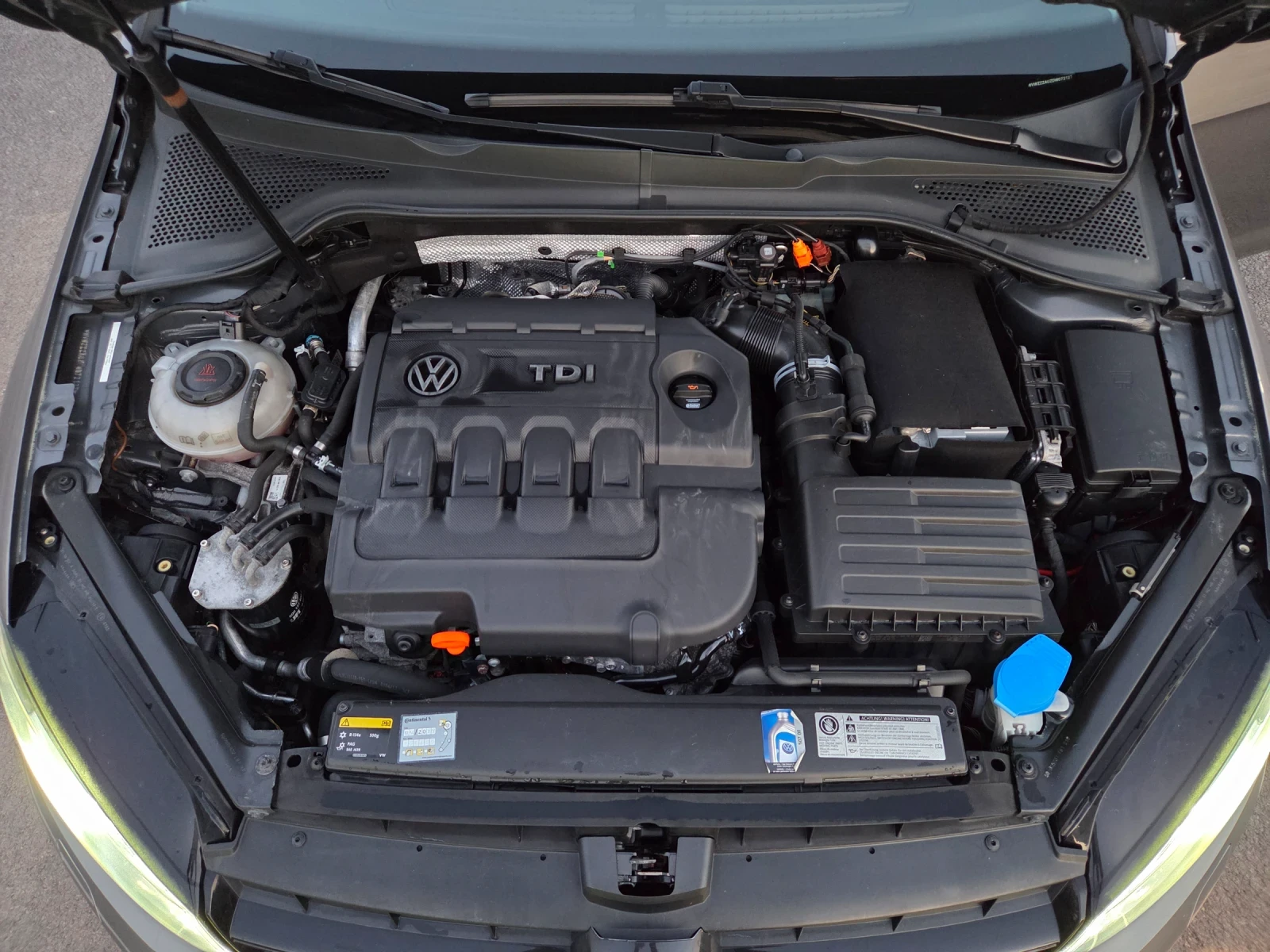 VW Golf 2.0Tdi  4motion, снимка 15 - Автомобили и джипове - 55649977
